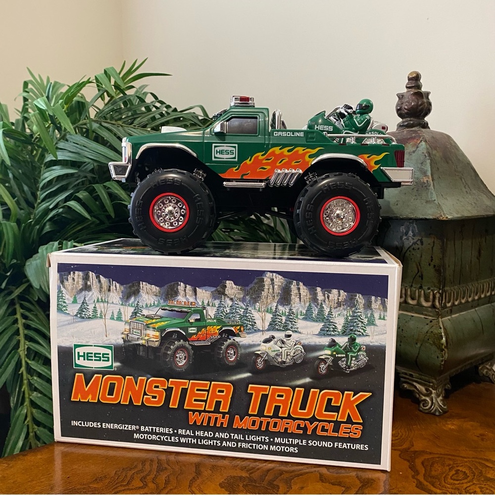 2007 Hess Monster Truck with 2 Motorcycles